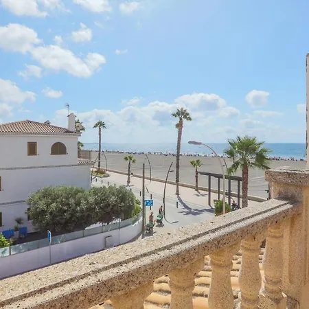 Amazing Home In Santa Pola With Kitchenette